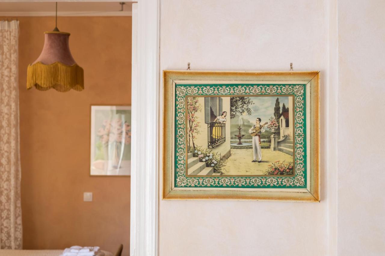 Ferienwohnung Mediterranean House - 12 Min From Acropolis! Athen Exterior foto